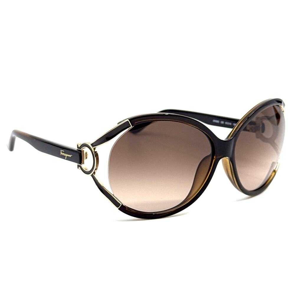New, SALVATORE FERRAGAMO Sunglasses SF600S 220 Authentic